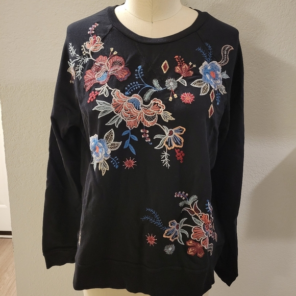 Johnny Was Denali Sweatshirt - Picture 3 of 8